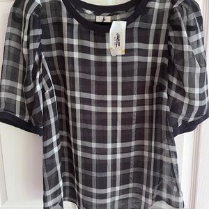 💚 2/$10 Bundle!  sheer gingham blouse size XS